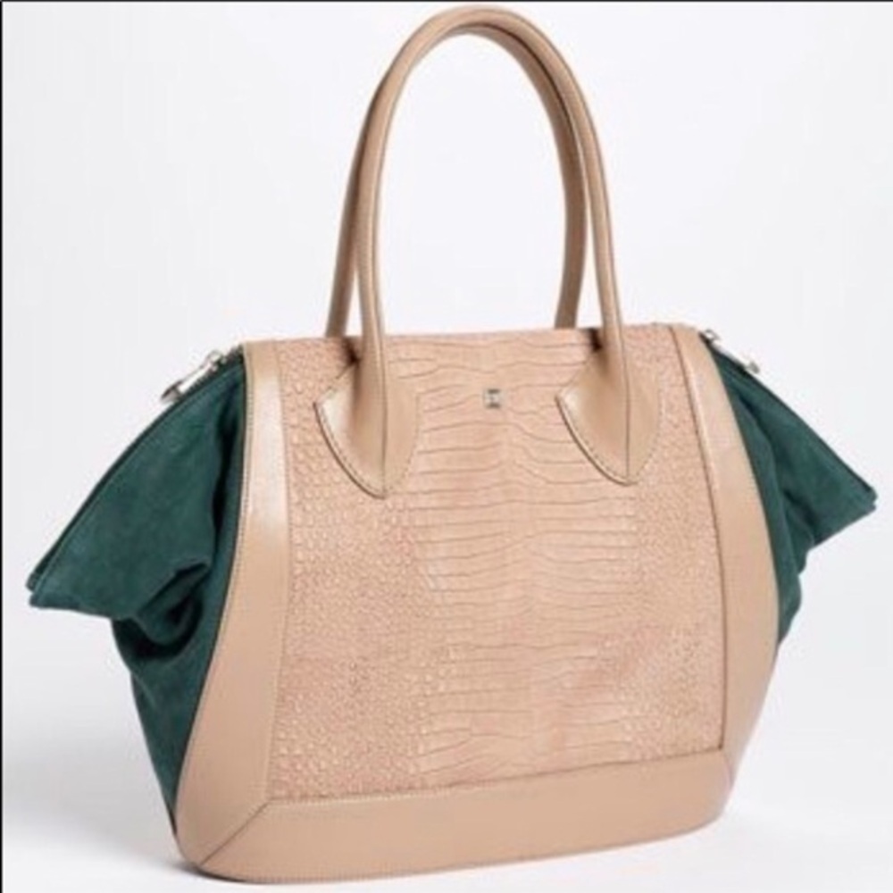 Pour la Victorie bag